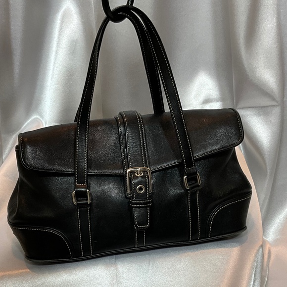 Smaller Black Coach Satchel COA051 30-H3f - Picture 2 of 8